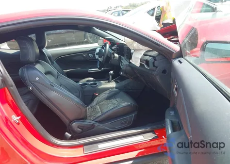 2024 Ford Mustang Ecoboost Premium Fastback z USA, uszkodzony, nr VIN 1FA6P8TH3R5125957